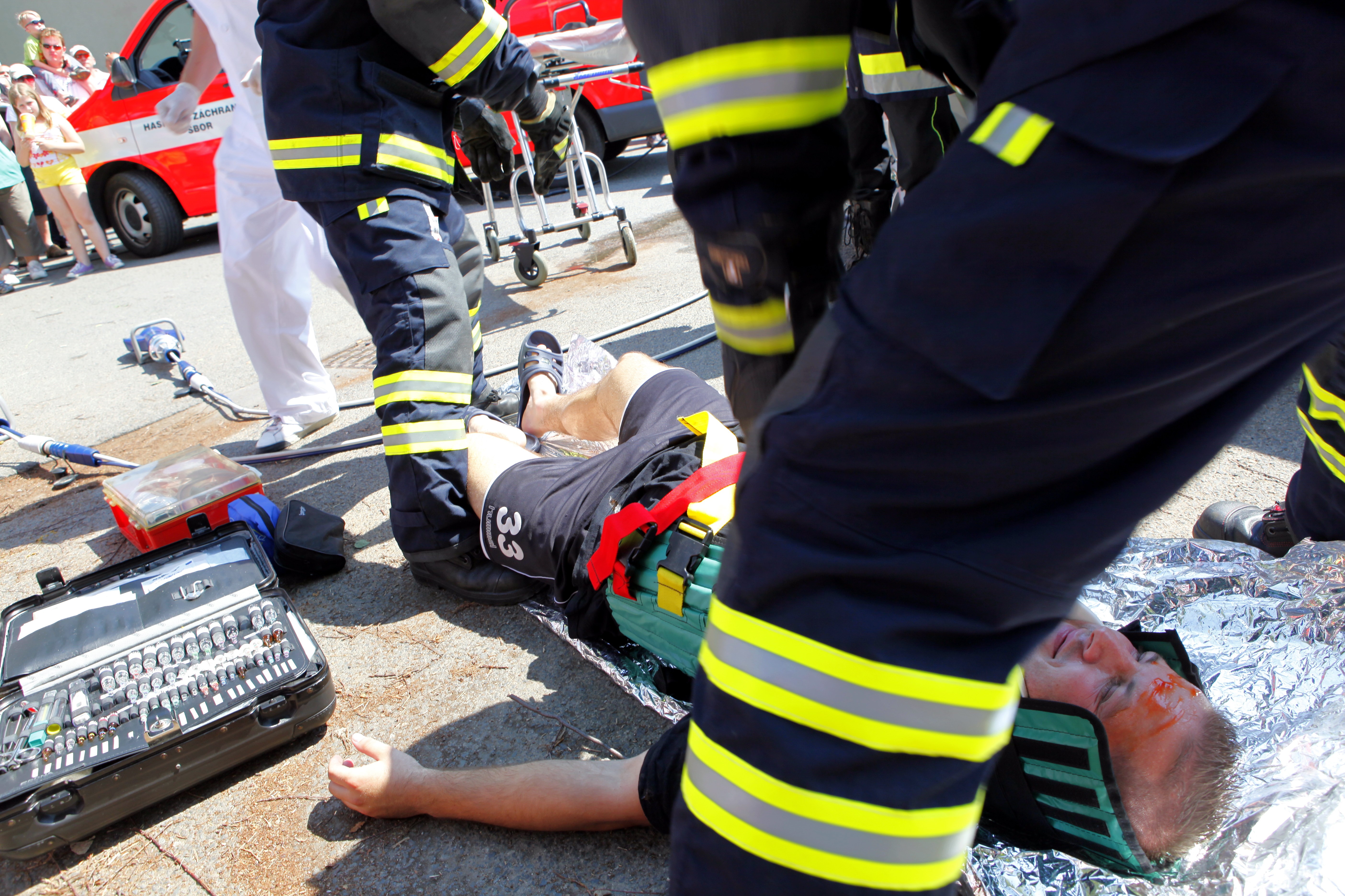 accident-1128236 accident-1128236